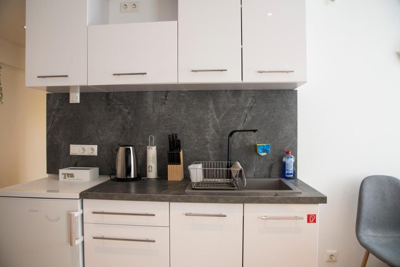 Schoene Ferienwohnung 54 M², Zentrumsnah, Kingbett แอร์ฟวร์ท ภายนอก รูปภาพ