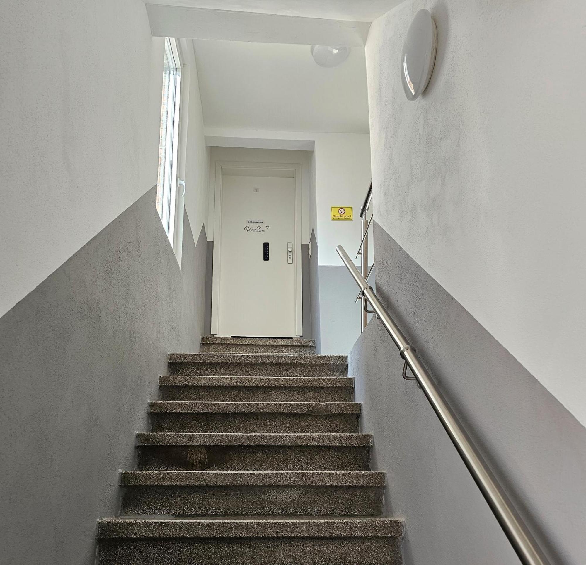 Schoene Ferienwohnung 54 M², Zentrumsnah, Kingbett แอร์ฟวร์ท ภายนอก รูปภาพ
